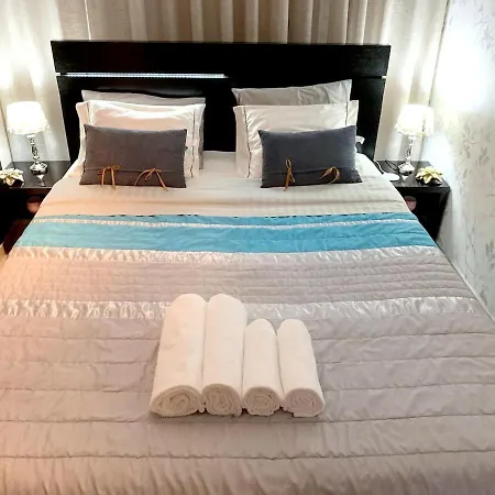 One Bedroom Appartement With City View Balcony And Wifi At Torres Novas *